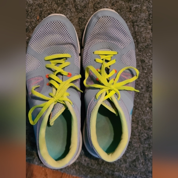 NIKE‎ running shoes women's 8 - Picture 1 of 12